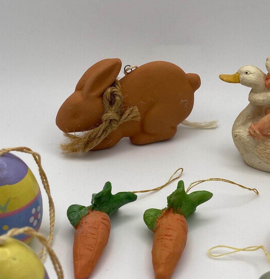 10 piece lot of vintage Easter Ornaments
