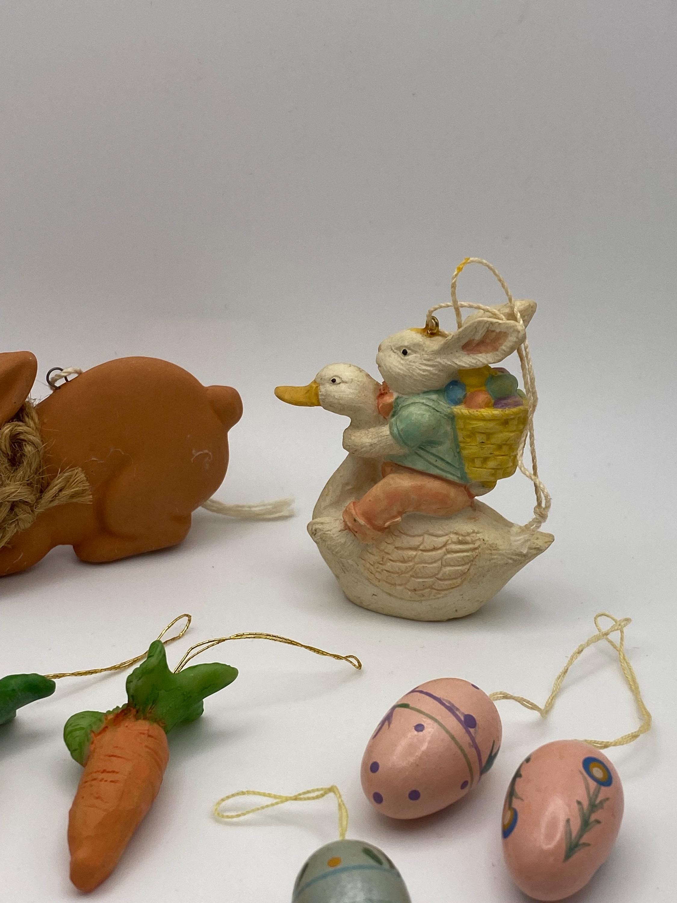 10 piece lot of vintage Easter Ornaments