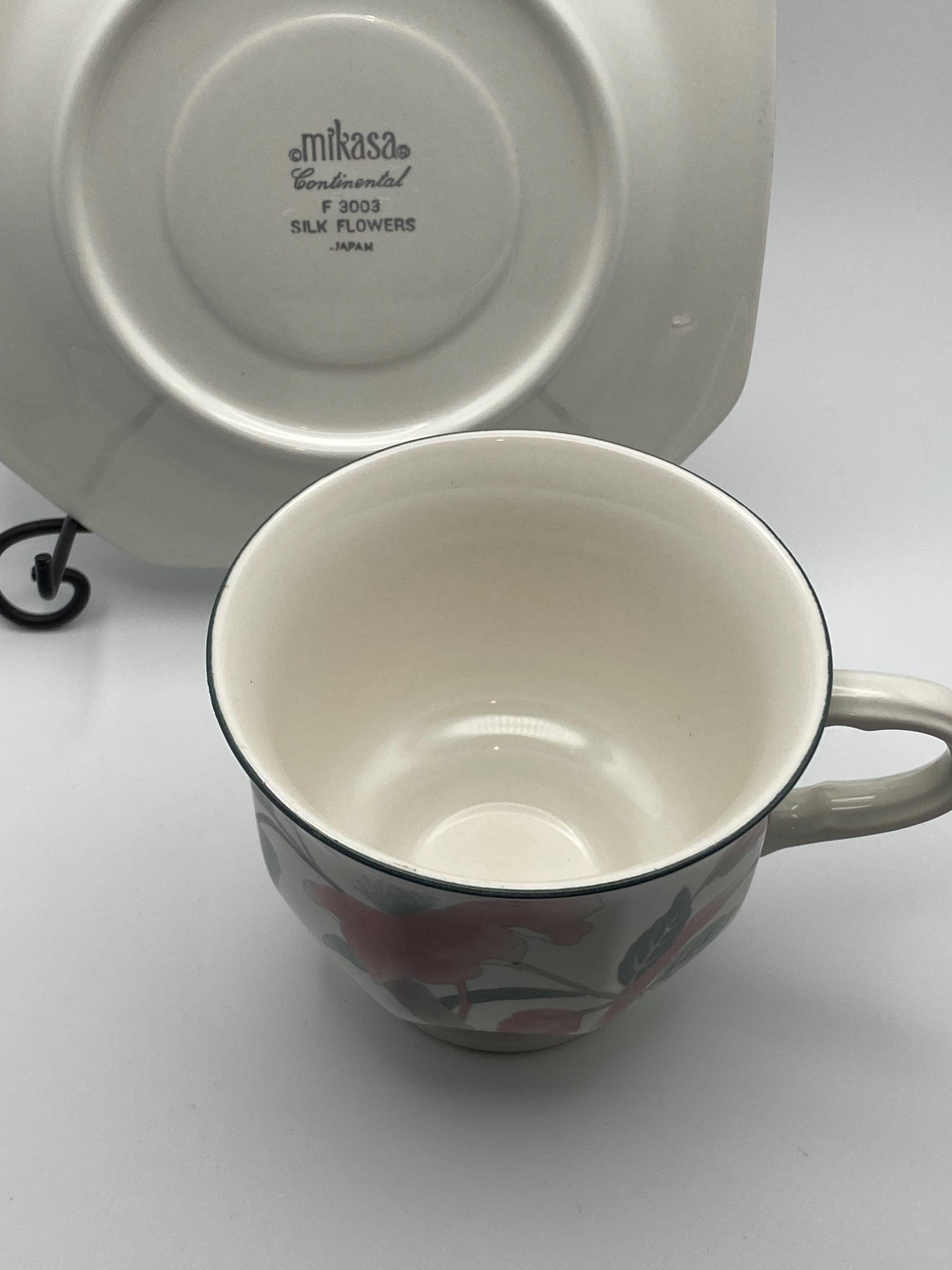 2 Mikasa Continental Silk Flowers Footed Cups & Saucers F3003